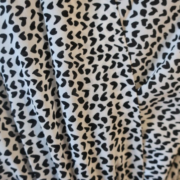 Women L'Agence Diego White Black Heart Print Long Sleeve Silk Faux Wrap Dress 8 - Picture 8 of 14